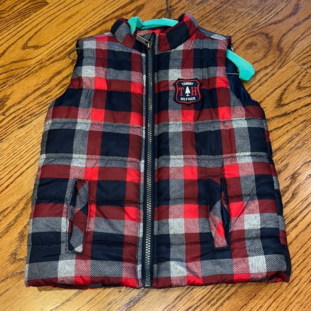 Tommy Hilfiger Boy’s Plaid Puffer Vest Size 4T